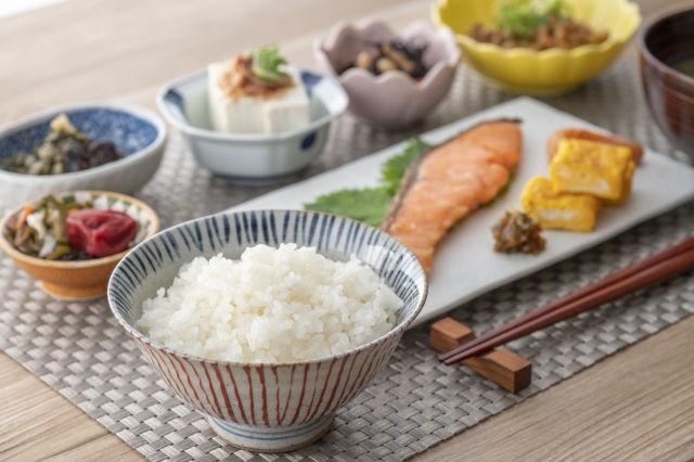 一日一食ダイエットの危険性